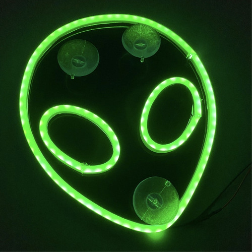 Imagem 4 de 5 de Boneco Et Luminoso Led Bivolt Alienígena Caminhão Verde