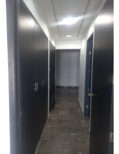 Local Comercial En Renta 228 M², 2 Baños, 8 Estacionamientos, Av José Ma. Iglesias, Chihuahua