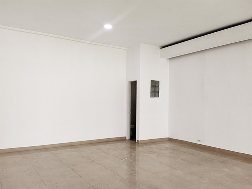 Imagen 2 de 4 de Local, Los Palos Grandes, Alquiler, Comercial