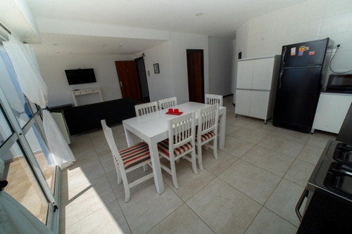Imagen 5 de 8 de Departamento Frente Al Mar Con Servicios