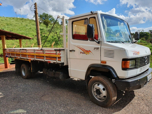 Mercedes-benz 3/4 710 Ano 2002 Carroceria