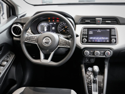 Imagem 10 de 13 de Nissan Versa Advance 1.6 (flex) (aut)