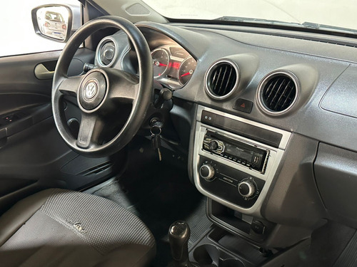 Volkswagen Saveiro 1.6 MI CS 8V FLEX 2P MANUAL G.V