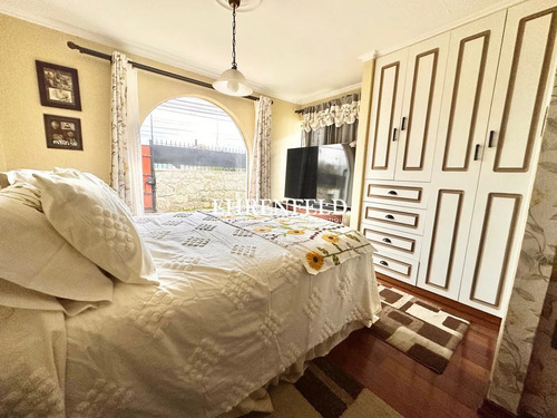 Camilo Henriquez, Quilpué. Casa Con Hermoso Jardín.