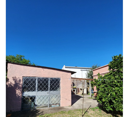 Hermosa Casa En Solymar De 3 Dormitorios Y 2 Baños A Pasos De La Playa Y Demas Servicios.