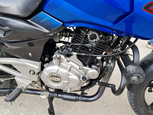 Pulsar 180 2018