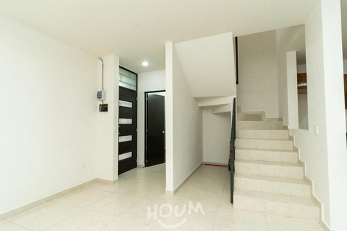 Imagen 3 de 30 de Casa En Fraccionamiento Arrayanes, Zapopan Con 2 Recámaras, 96 M², Id: 45306