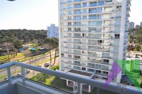 Apartamento En Roosevelt, 1 Dormitorios *- Ref: 26062