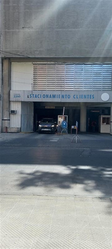 Imagen 6 de 12 de Estacionamiento En Arriendo En Providencia
