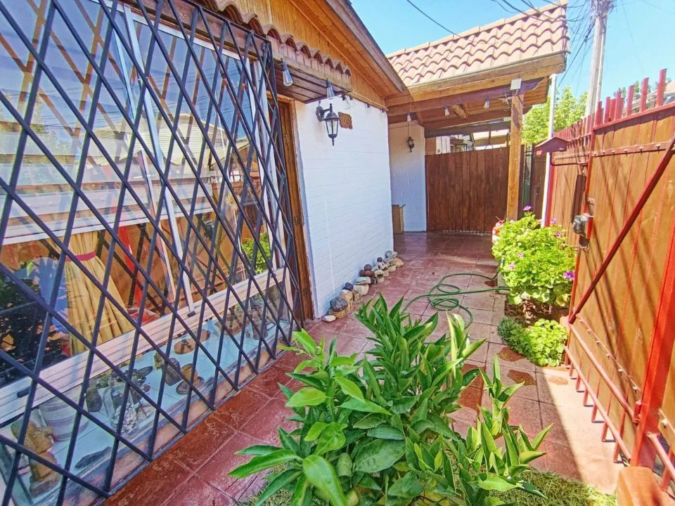 Imagen 3 de 18 de Casa En Venta En Maipú