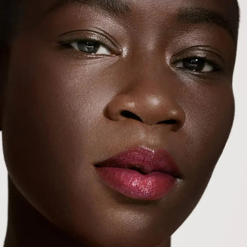 Fenty Beauty Gloss Bomb Tono Fuchsia Flex