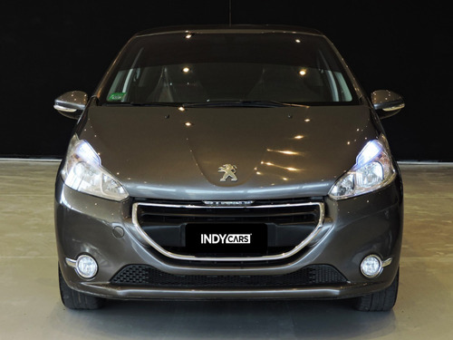 Peugeot 208 Allure 1.5 2013