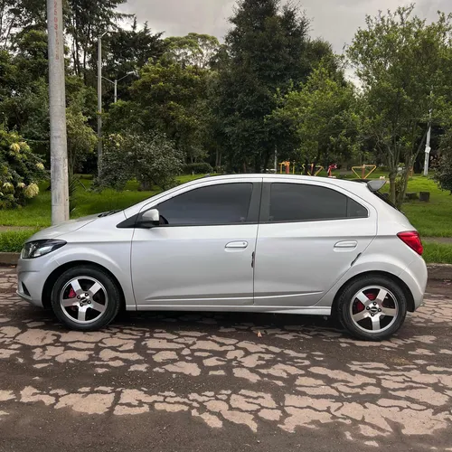Chevrolet Onix 1.4 Ltz 5 p