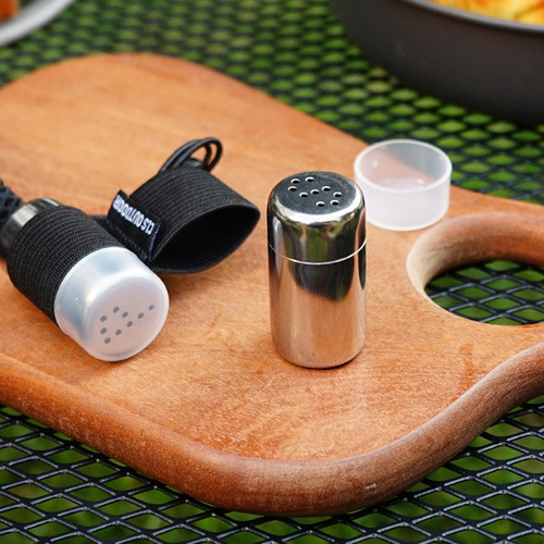 Spice Racks 2 Small Camping Spice Bottles, Dispenser