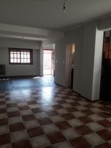 Imagen 5 de 14 de Casa En Venta En Lanus Este