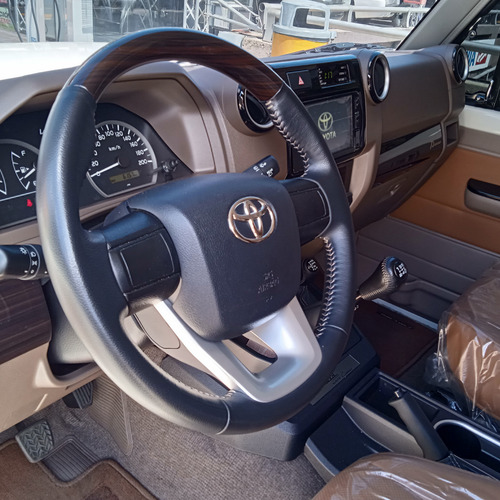 Toyota Land Cruiser 70 Aniversarios.