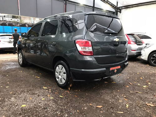 Imagen 10 de 14 de Chevrolet Spin 1.8 M Lt M/t