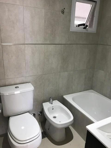 Departamento Monoambiente En Venta - 1 Baño - 33mts2 - Lomas De Zamora