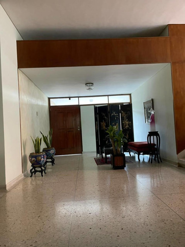 Imagen 1 de 3 de Casa  Independiente  En Exclusivo Sector Alto Prado En Barranquilla