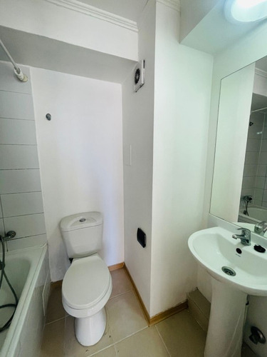 Depto 1 Dormitorio 1 Baño Con Bodega Zenteno 1482 Piso 8