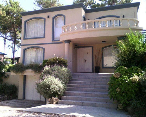 5 Dormitorios | San Salvador