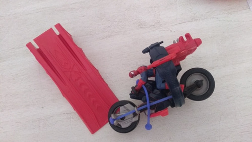 Imagen 3 de 3 de Vehículo Moto Acrobática Spider Man - Hasbro