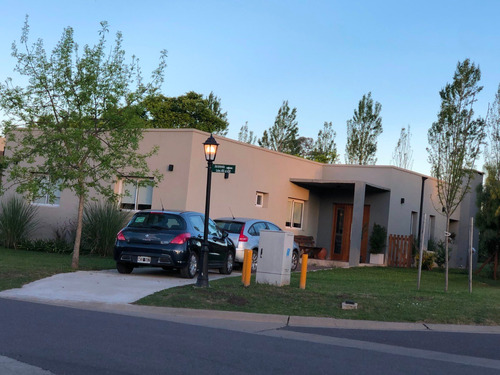 Emprendimiento Construimos Tu Casa Desde 85,000 U$s Financiada
