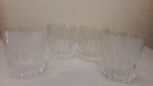 Conjunto De Cuatro (4) Vasos Cortos De Vidrio