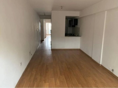 Imagen 2 de 10 de Departamento Dos Dormitorios Con Cochera