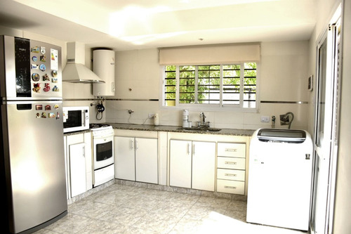 Casa En Venta Villa Elisa, 2 Dormitorios