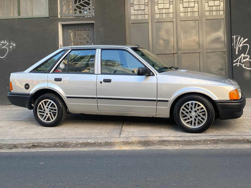 Ford Escort 1.6 Lx Aa