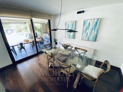 Hermosa Casa 4d 3b + Servicio Gran Jardín Formado Piscina