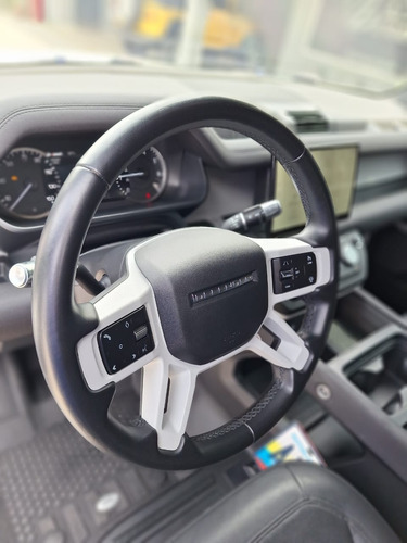 Land Rover Defender 2022 P400