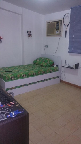Imagen 2 de 13 de Se Vende Hermosa Casa Quinta Predio De Oportunidad En La Urb. Andres Bella La Mejor Zona De Maracay Aragua 04243785803