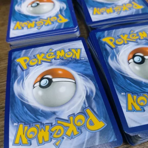 Lote Pack 100 Cartas Pokémon Aleatórios sem Nenhuma Repetida - Ri Happy