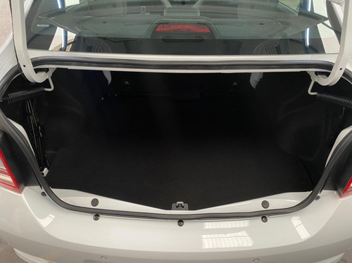 Renault Logan Intens 1.6 Stock Entrega Inmediata Tl