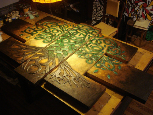 Cuadro Tallado En Relieve Poliptico Triptico Árbol Celta