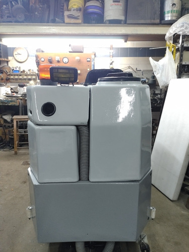 Imagen 4 de 4 de Lavadora De Pisos Comac C85b