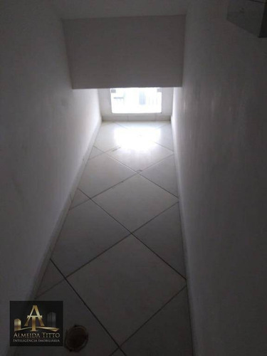 Imagem 4 de 21 de Vendo Casa Em Cotia - 2 Dormitórios E 2 Vagas De Garagem - Confira Descritivo. - Ca0973