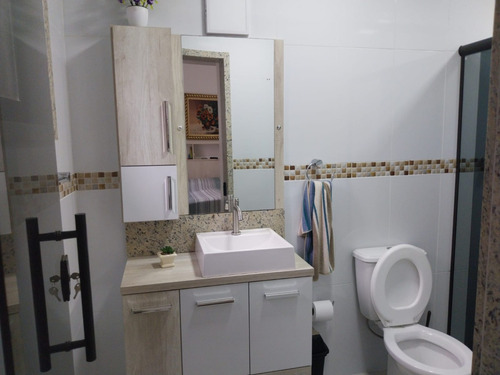 Casa Isolada Com 4 Quartos, Sendo 2 Suites- 250m² - Lado Praia Com Edícula - Confortom Elegancia |