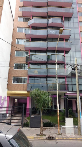 Imagen 2 de 2 de Cochera Cubierta En Pleno Centro De Ramos Mejía
