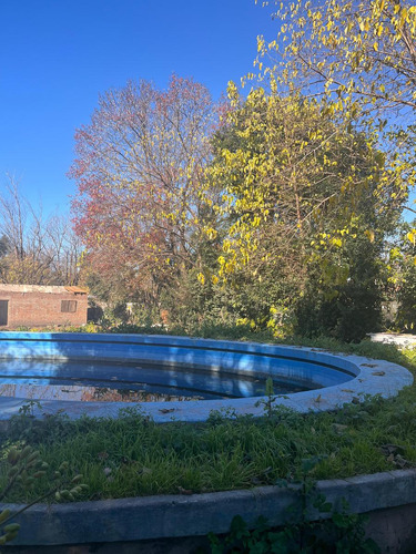 Quinta En Venta, 2 Dormitorios, La Reja, 1500 Metros De Terreno Con Pileta