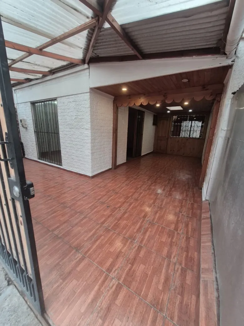 Imagen 2 de 30 de Casa De 2 Niveles En Pasaje Entrada De Vehículo Talagante