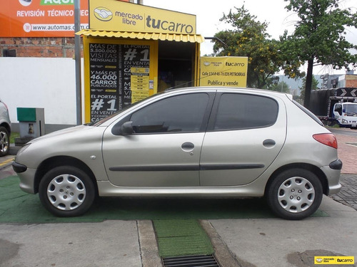 Imagen 4 de 15 de Peugeot 206 X-line