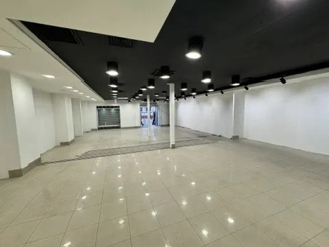 Local Con Ubicacion Estrategica Ideal Retail O Todo Comercio