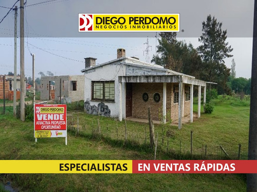 Casa 2 Dormitorios, En Venta. Ciudad Del Plata 