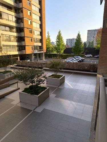Departamento En Arriendo De 4 Dorm. En Las Condes