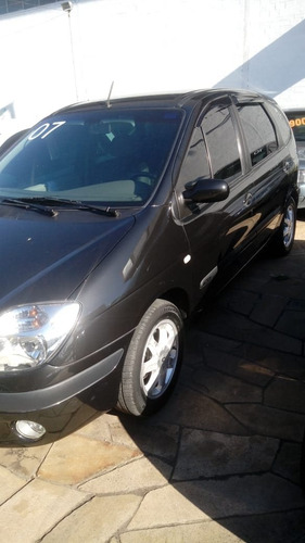 Renault Scénic 1.6 Authentique 16v Flex 4p Manual