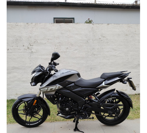 Bajaj Ns Rouser 200