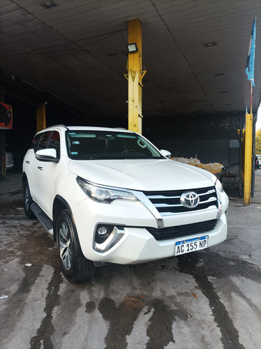 Toyota Hilux SW4 2.8 Srx 177cv 4x4 7as At